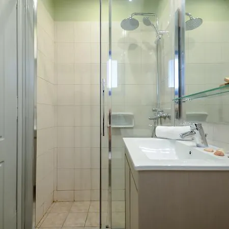 Lägenhetshotell Vasilikos 4*