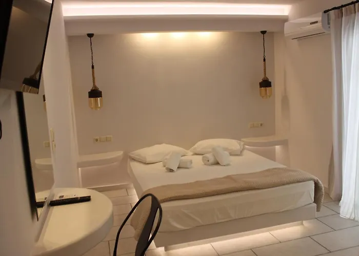 Vasilikos Aparthotel Naxos City