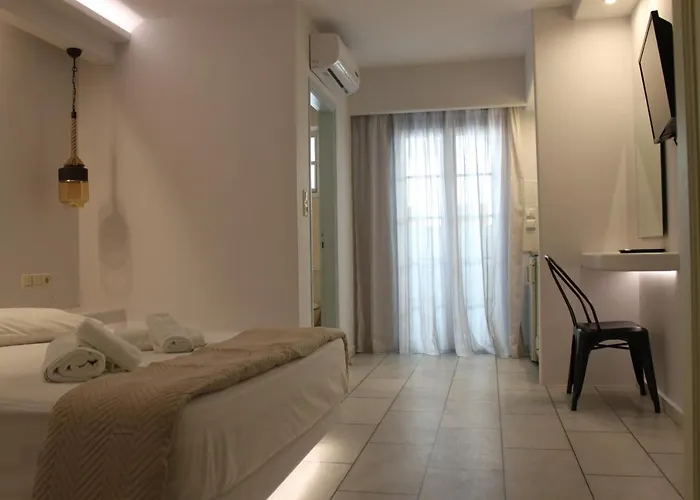 Vasilikos Naxos City