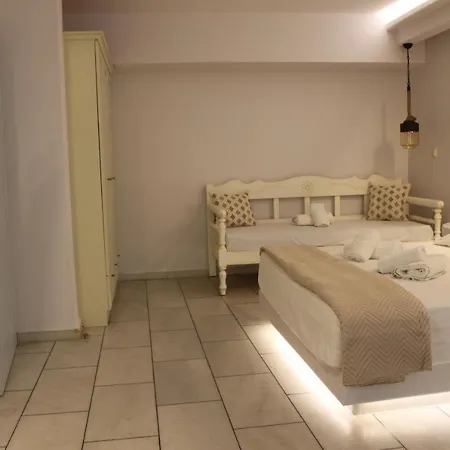 Vasilikos Aparthotel 3*